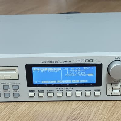 Akai S3000XL MIDI Stereo Digital Sampler 1996 - White