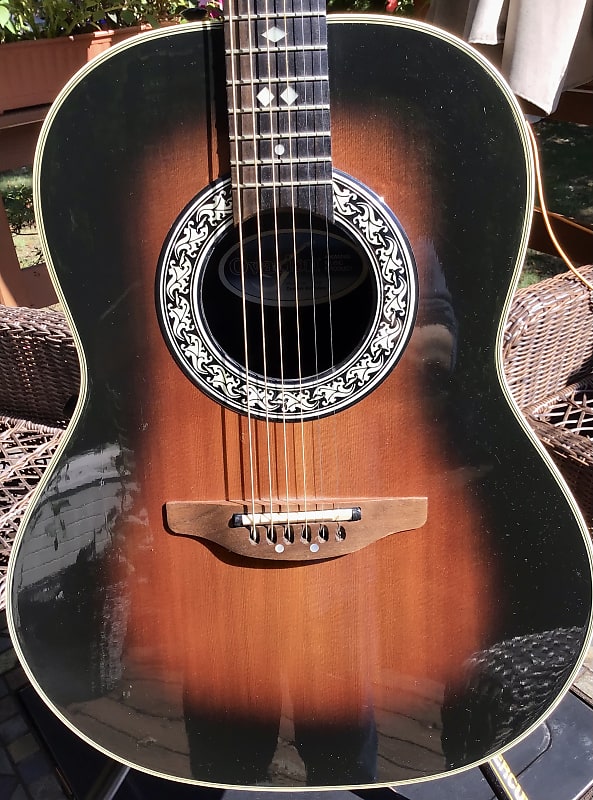 Ovation 1712 Custom Balladeer