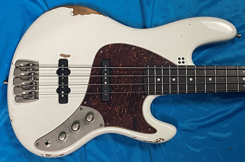 Sandberg Cal. TT-4, HCA Virgin White / Rosewood *On Order, ETA Sept. 2025 image 1