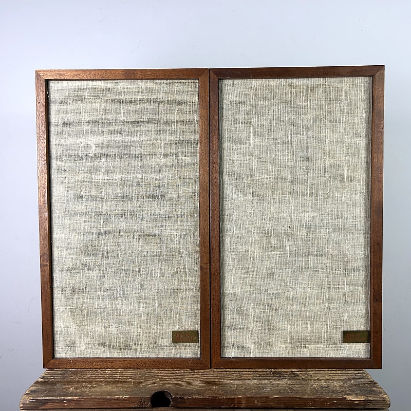 Acoustic Research 2AX 3-Way Speakers (Pair) Local Pickup Only in Milwaukee, WI  			