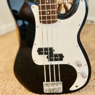 Squier Affinity Precision Bass PJ with Rosewood Fretboard 2002 Present - Black image 3