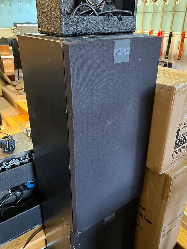 pair of Altec Lansing Model 301 High Fidelity Loud Speakers pair of Altec Lansing Model 301 High Fidelity Loud Speakers