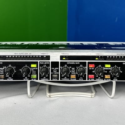 BEHRINGER べリンガー MDX2200 コンプレッサー Behringer MDX2200 Composer Pro