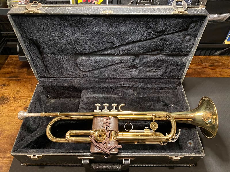 Holton USA Trumpet Model T602 image 1