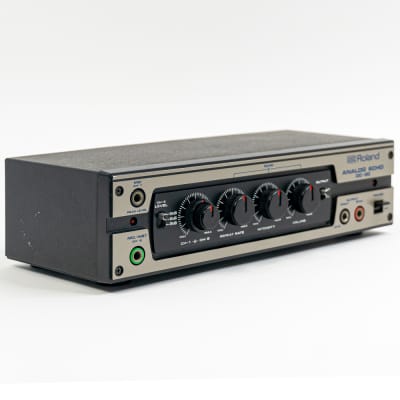 ROLAND DC-30 CHORUS ECHO | Reverb