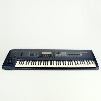 Yamaha EX5 Synthesizer Workstation (USED)