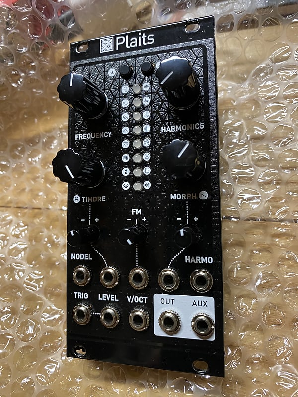 Mutable Instruments Plaits