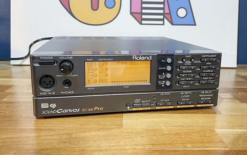 Mint] Roland SC-88 Pro Classic Desktop Synth | Reverb Canada