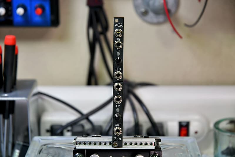 2hp VCA