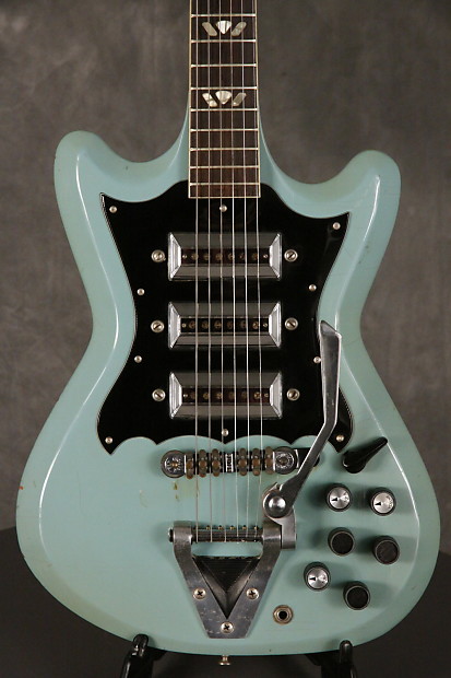 Kay K-403 w/original case + Paperwork 1966 Soft Teal Blue