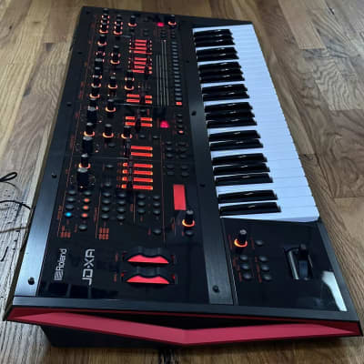 Roland JD-XA 49-Key Analog/Digital Crossover Synthesizer W/Bag & power Supply