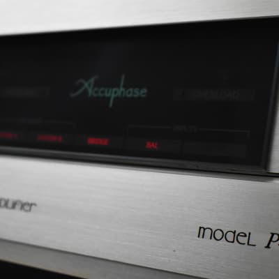 Accuphase P-11 Stereo Power Amplifier in Good Condition image 10