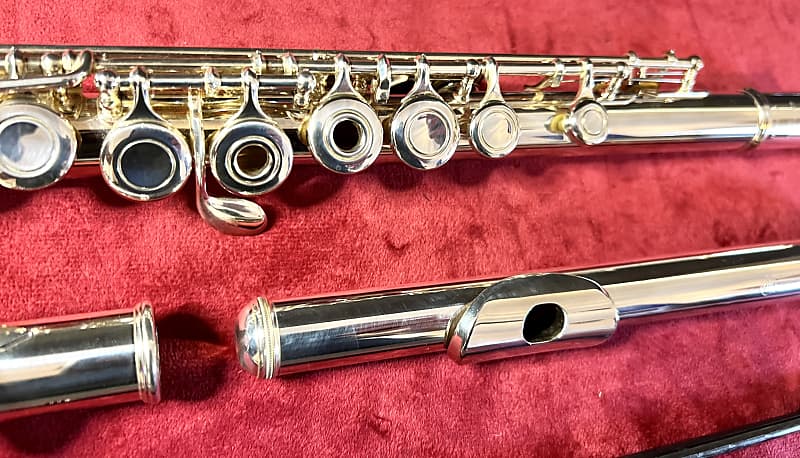 YAMAHA YFL-261 リングキーフルート‼️ s-l400.jpg