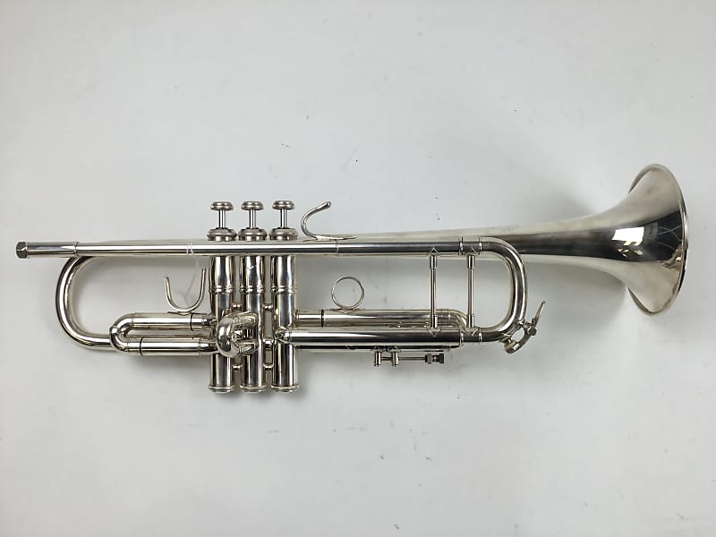 Used Bach 37 Bb Trumpet (SN: 647828) image 1