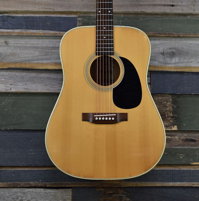 Morris アコースティックギター　Ｗ-18　程度良い　音も良い Morris W-18 Acoustic Guitar Body アコースティックギター