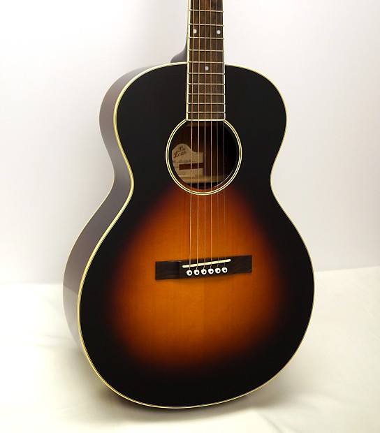 The Loar LH 200 SN Small Body Acoustic Guitar Vintage Sunburst
