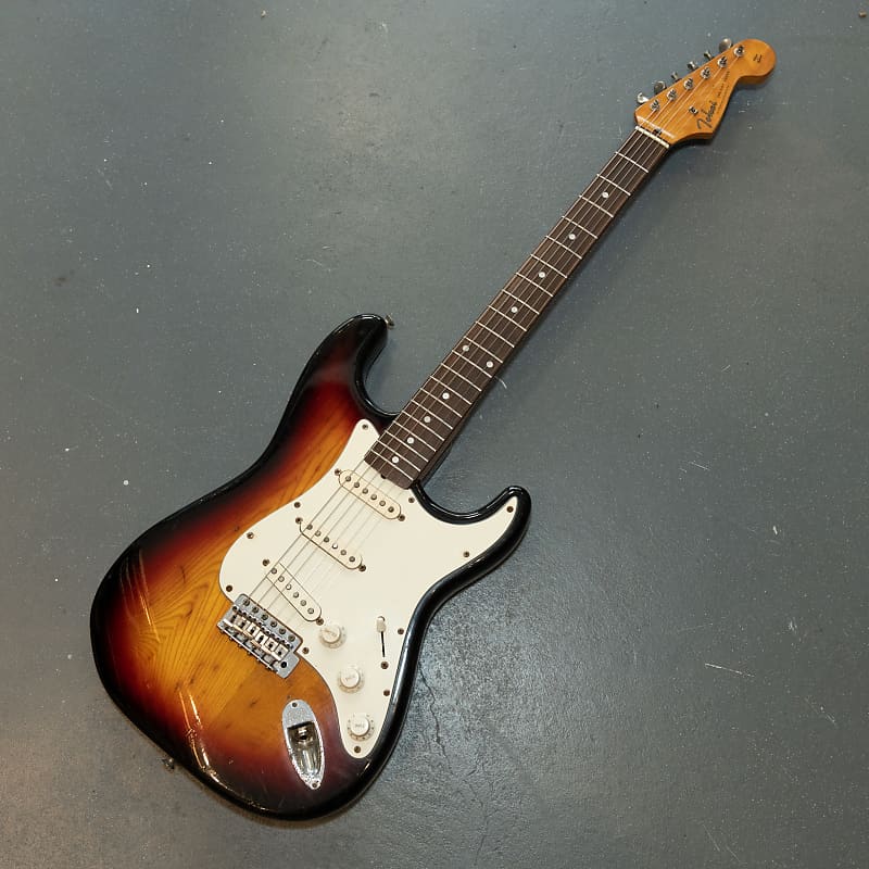 Tokai Springy Sound Strat Style Lawsuit Guitar