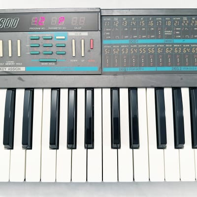KORG POLY-800 Vintage Analog Synthesizer Made in JAPAN - 1984. Sounds Perfect ! image 6