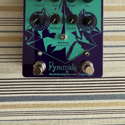EarthQuaker Devices Pyramids Stereo Flanging Device | Reverb EarthQuaker Devices Pyramids Stereo Flanging Device | Reverb