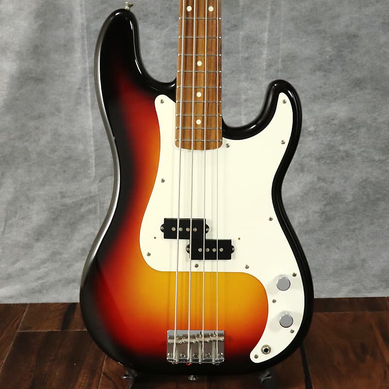 Squier Precision Bass SPB-33