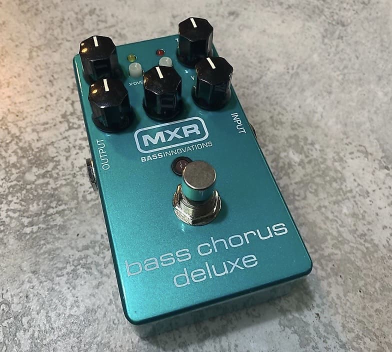 MXR M83 Bass Chorus Deluxe