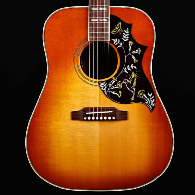 Gibson Montana Hummingbird Original, Heritage Cherry Sunburst 4lbs 7.3oz image 3