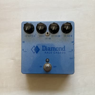 Diamond Halo Chorus - YouTube