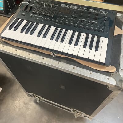 Korg Opsix 37-Key Altered FM Synthesizer 2020 - Present - Black