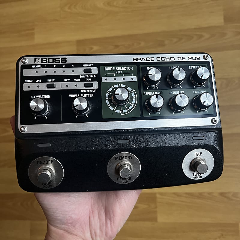 Boss RE-202 Space Echo