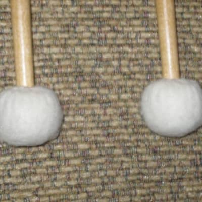 one pair new old stock (with packaging) Vic Firth T3 American Custom TIMPANI - STACCATO MALLETS (Medium hard for rhythmic articulation) Head material / color: Felt / White -- Handle Material: Hickory (or maybe Rock Maple) from 2019 image 13