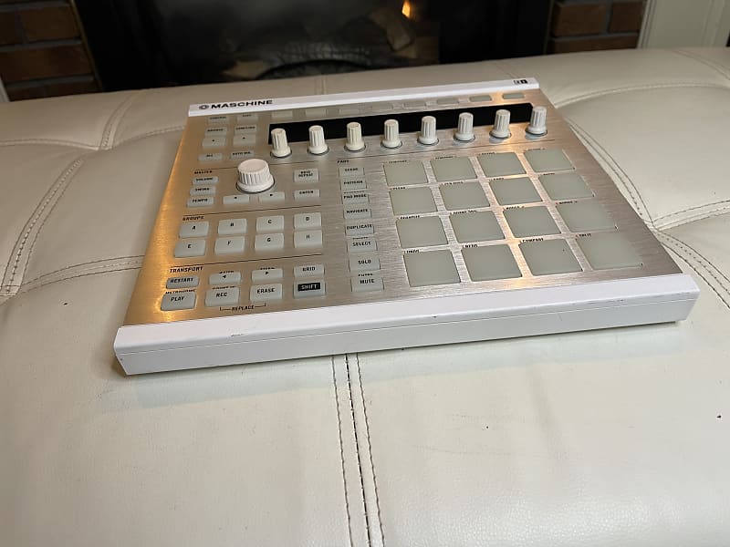 Native Instruments Maschine MKII 2010-2020 - White