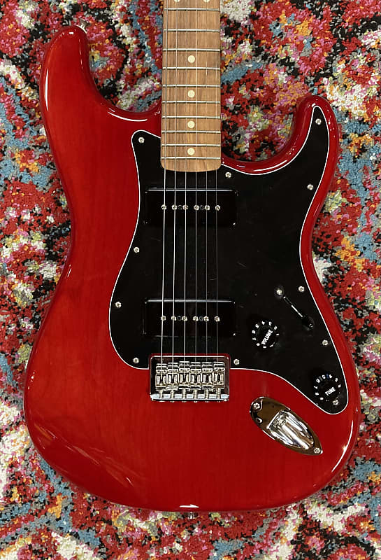 Fender Noventa Stratocaster 2021 - Crimson Red Transparent, Very Good, DEMO, SKU: I648383 image 1