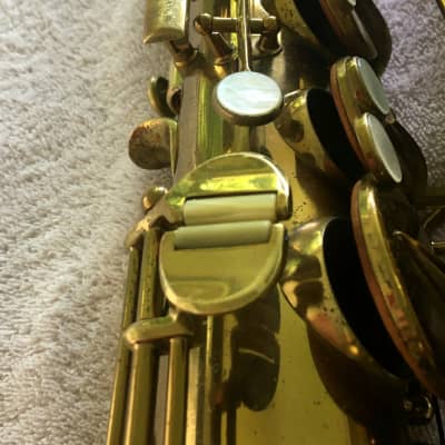 THE MARTIN ALTO 1953 SAXOPHONE ORG LAC 2 DIE 4 PAT. NUMS BELOW SN. PLAYS WELL TEC SERV. ORG SAX CASE image 9