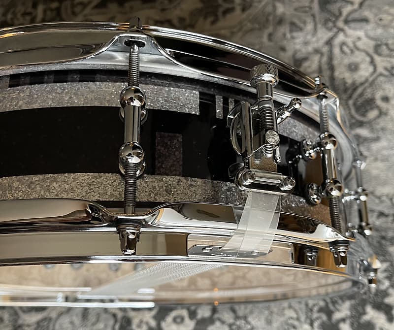 Ludwig 4x14 Classic Maple Piccolo Digital Black Sparkle Snare Drum  LS444TXA5W03507