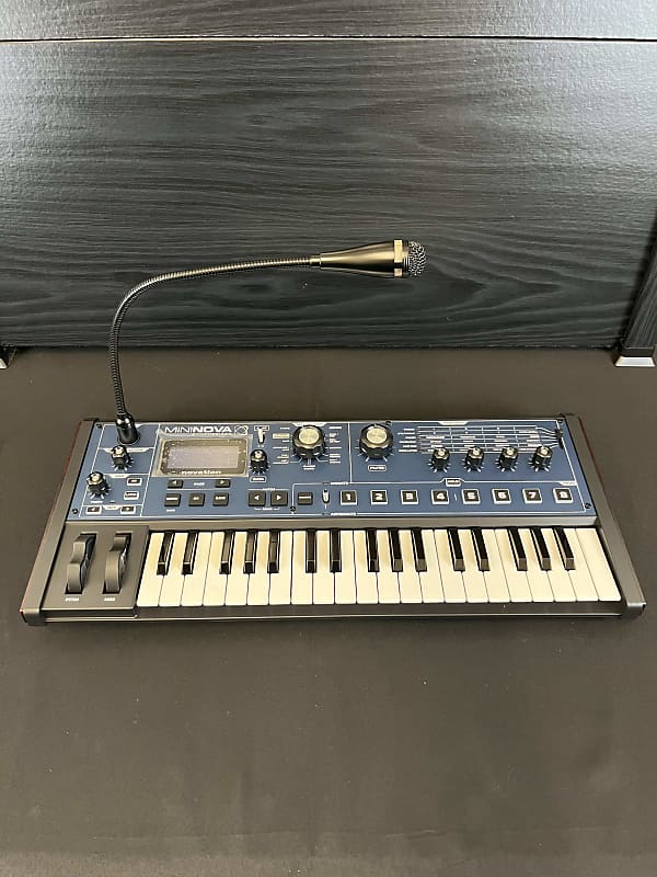 ⭐︎⭐︎【美品】⭐︎⭐︎Novation MININOVA シンセサイザー 37鍵⭐︎⭐︎ MiniNova | Novation