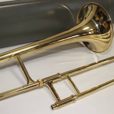 Yamaha YSL-251 Gold Lacquer | Reverb