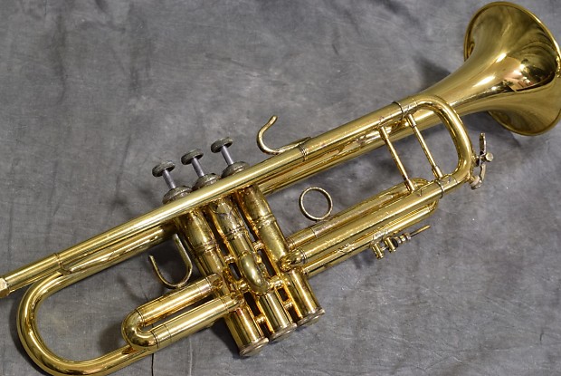 Bach Stradivarius 180ML 37G Gold Plate Bb Trumpet
