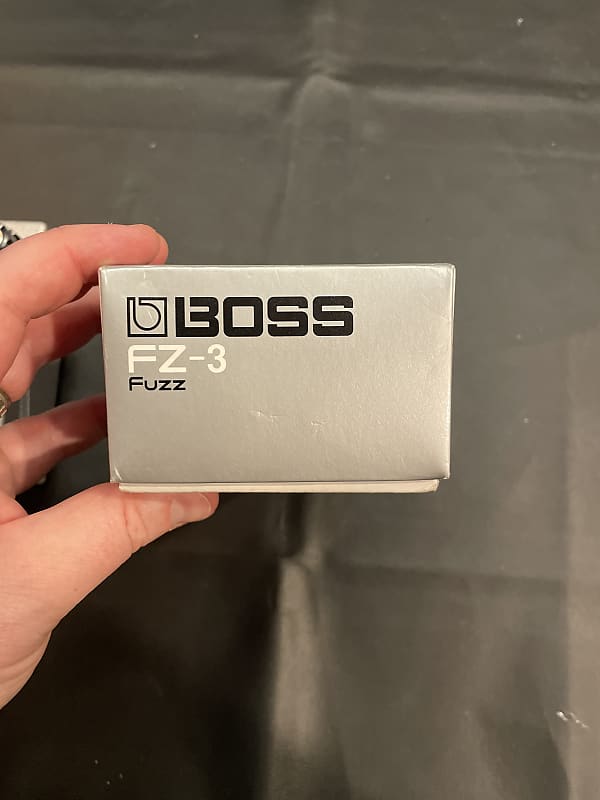 BOSS FZ-3 中古品 箱、説明書付属 BOSS FZ-3 中古品 箱、説明書付属