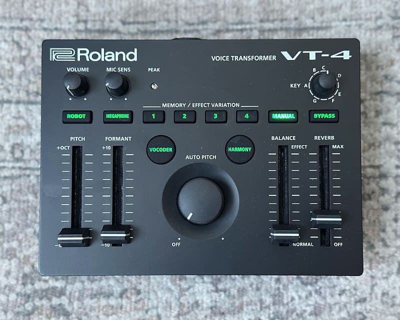 ほぼ未使用 極美品 ROLAND VT-4 Voice Transformer Roland VT-4 Voice Transformer — DJ TechTools