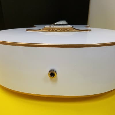 Jesus Sevillano 12 String Requinto Sierreño Guitar W/fishman/EQ new white image 12