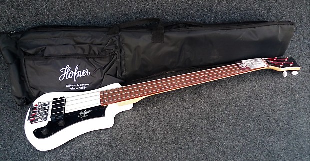 Hofner shorty hotsell bass white