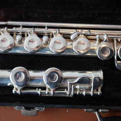 Gemeinhardt 2SP Straght-Headjoint Flute with Offset G 2010s - Silver-Plated image 7