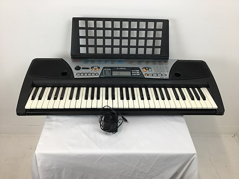 Used Yamaha PSR-175 Keyboards 61-Key | Reverb