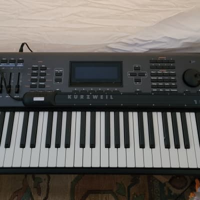 Kurzweil PC3K7 Bundled with solid stand and gig bag image 1