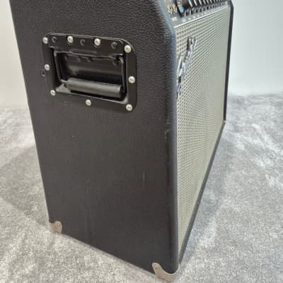 Fender Twin Amp - 100-watts Versatile Guitar Amplifier image 6