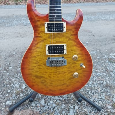 Samick Ultramatic UM4 PRS Style MIK Korea Duncan Design Grover Tuners Wilkinson Tremolo image 3