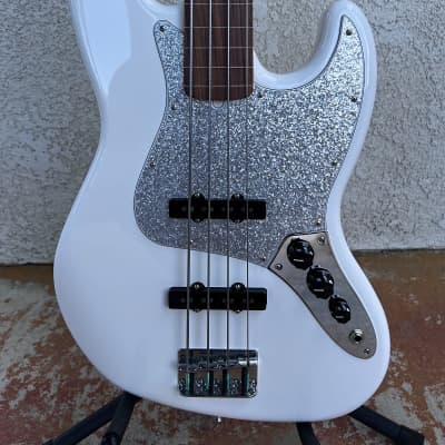 Fender Player Jazz Bass Fretless image 1