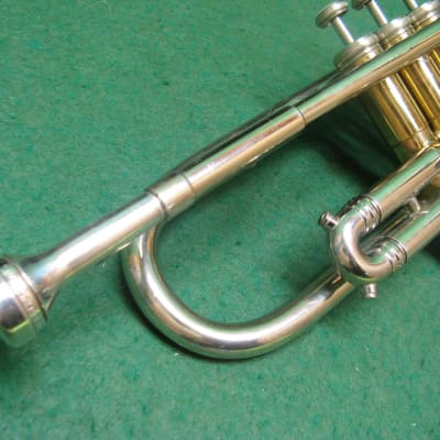 Holton Galaxy Trumpet 1964 with 3rd Slide Lock - Pro Model Refurbished - Case and Holton 67 MP image 7
