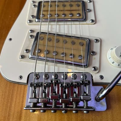 Univox Ripper 1970s Electric Guitar Natural image 9