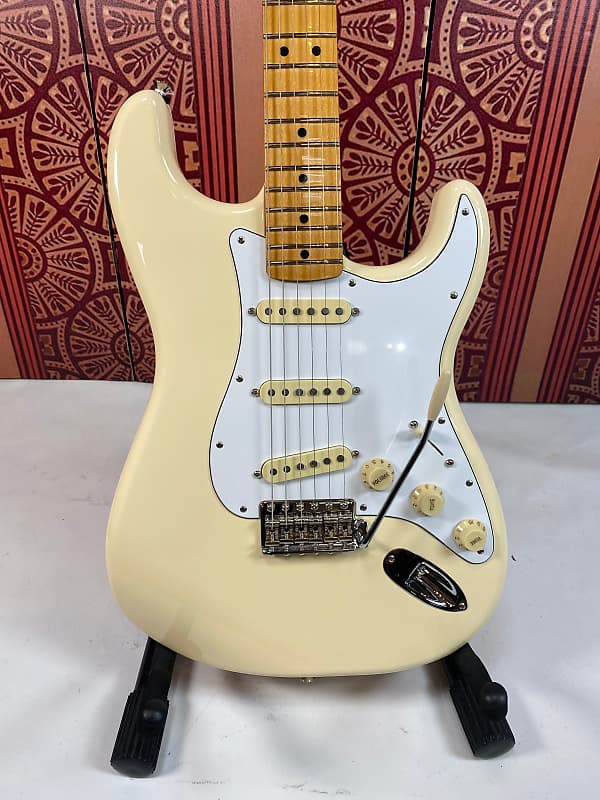 Fender Jimi Hendrix Stratocaster - Olympic White with Maple Fingerboard image 1
